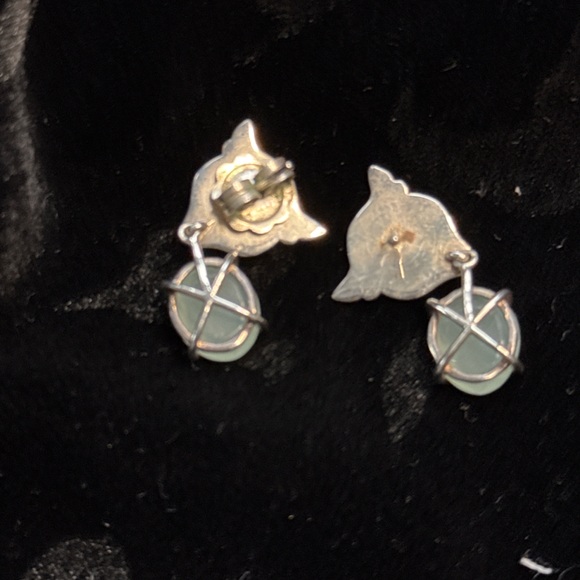 PRICE CUT Closet clear out! Sterling Silver, tourmaline Panther Earrings - Picture 4 of 6